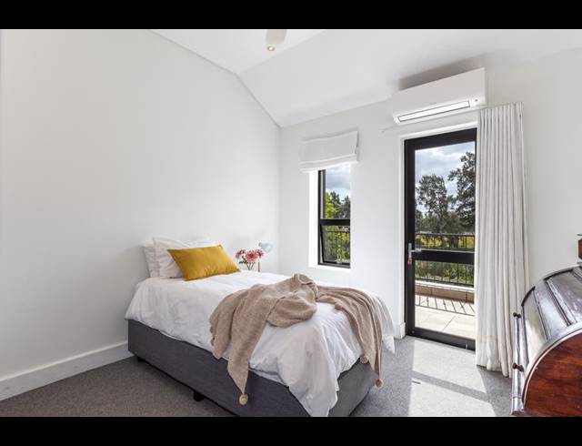4 BEDROOM PROPERTY TO RENT IN VAL DE VIE ESTATE